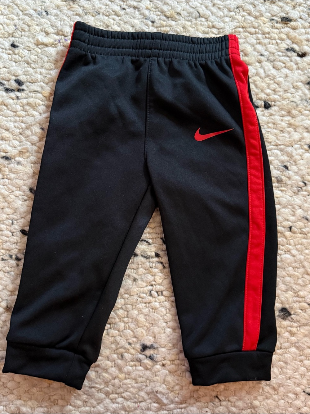 Nike sweatpants 18M dri-fit black & red